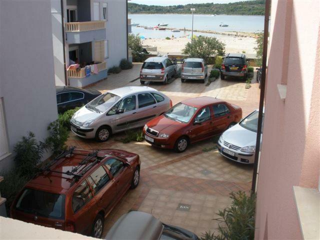 Apartment On The Beach 斯里马 外观 照片