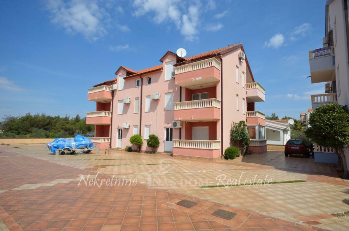 Apartment On The Beach 斯里马 外观 照片